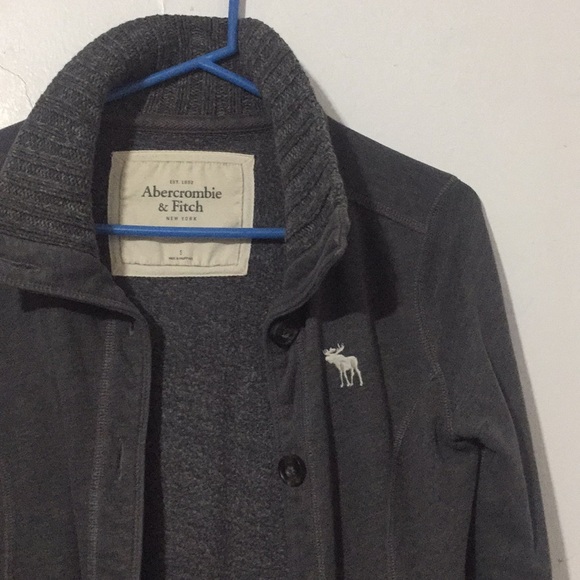 ❌ SOLD ❌ Abercrombie & Fitch Button Sweater Sz S - Picture 2 of 8